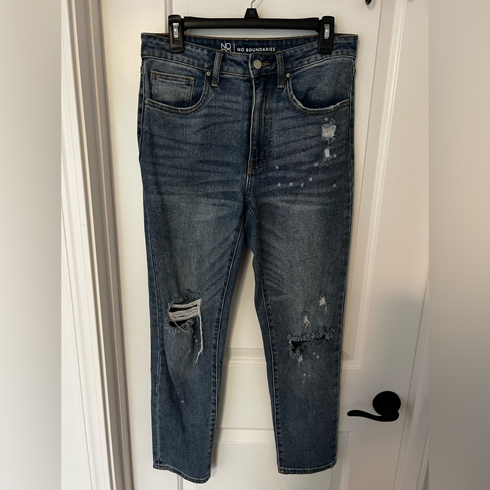 Distressed Mom Jeans Size 9